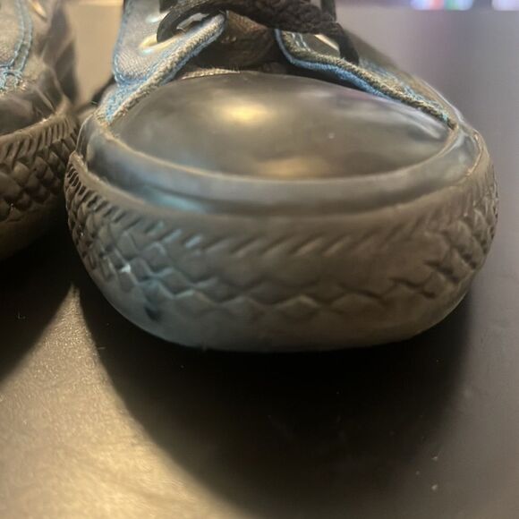 Boys Converse All Star Sneakers size 10.5 Blue/black/camo/plaid - Picture 9 of 11